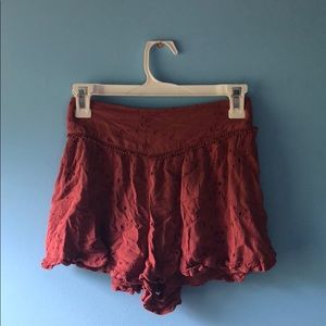 American Eagle Flowy red shorts